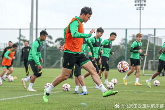 国产成人久久蜜一区二区