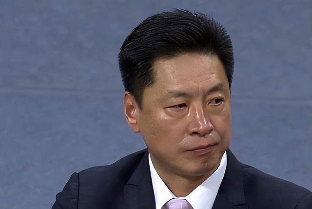 色河马