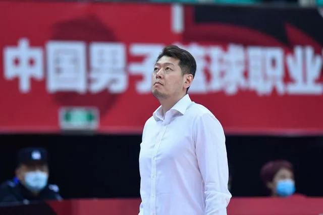亲戚弟弟交朋友
