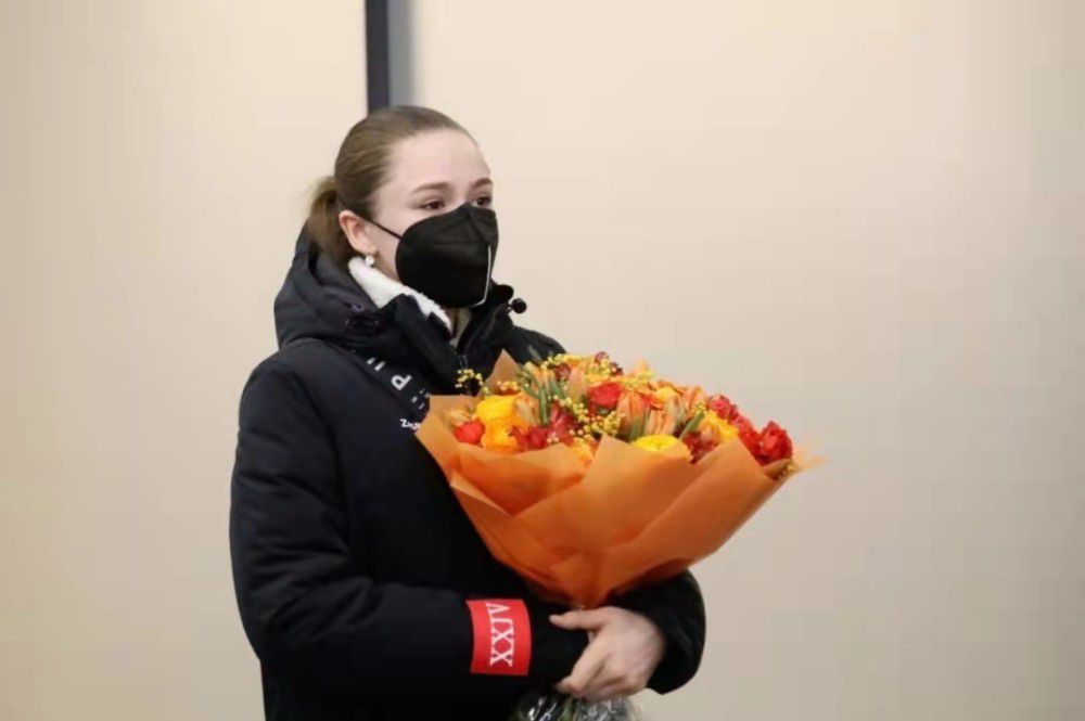 亚洲婷婷第一狠人综合精品