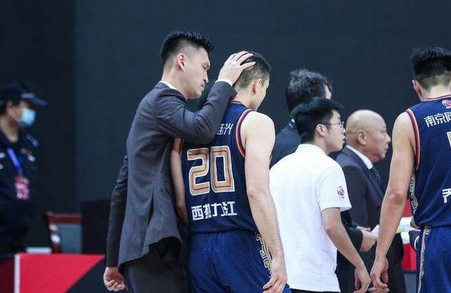 验实室的实习生